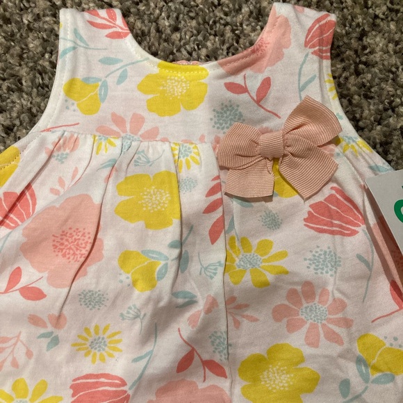 SOLD Baby Girl 3-6 month white/pink floral spring or summer outfit Child of Mine - Picture 2 of 9